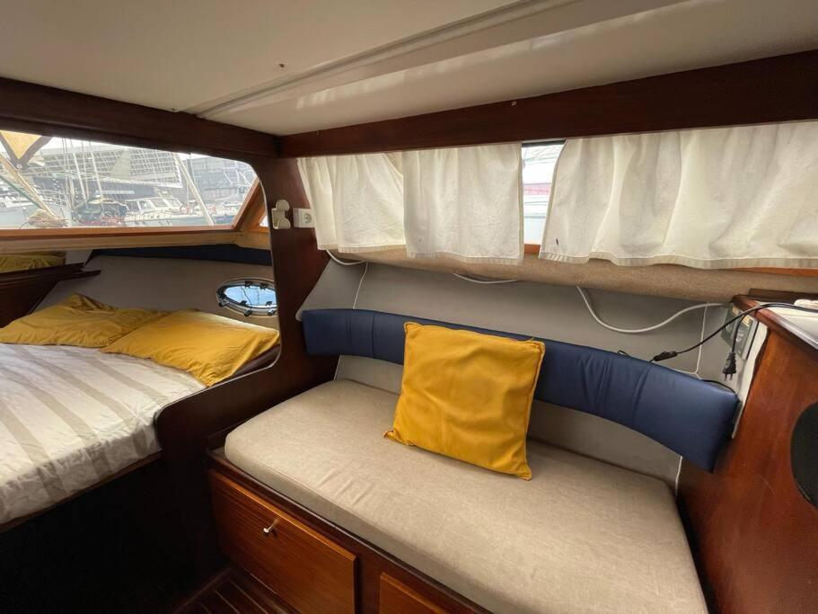Barco Acogedor - Cosy Boat - Barcelona Hotel Eksteriør billede